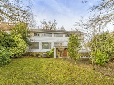 Coombe Hill Road Kingston Upon Thames, KT2