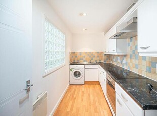 2 Bedroom Flat For Sale In Colindale, London