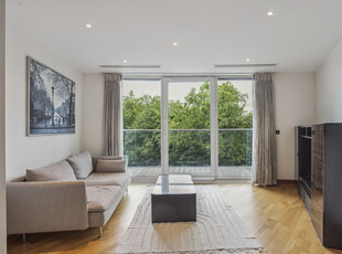 2 bedroom property for sale in 348 Queenstown Road, London, SW11