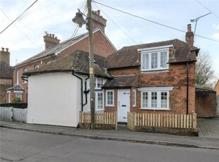 3 Bedroom Detached House For Sale In Farnham, Hampshire