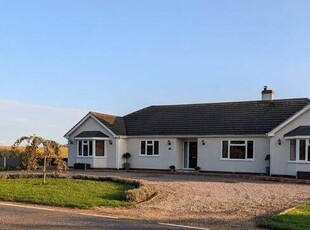 4 Bedroom Detached Bungalow For Sale In Dogdyke Road