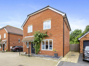 4 Bedroom Detached House For Rent In Goring-by-sea