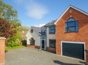 4 Bedroom Detached House For Sale In Llandudno, Conwy (of)
