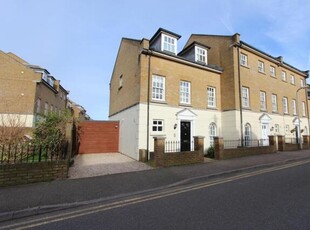 4 Bedroom Town House For Sale In Walmer