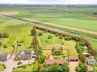 6 Bedroom Barn Conversion For Sale In Wisbech, Cambs