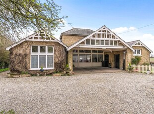 Detached House for sale with 4 bedrooms, The Coach House, Widford | Fine & Country