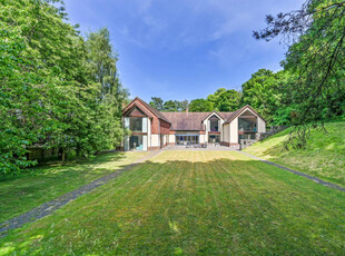 Detached House for sale with 5 bedrooms, Taylors Hill, Chilham | Fine & Country