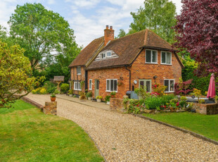 House for sale with 3 bedrooms, Ivinghoe Aston, Buckinghamshire | Fine & Country