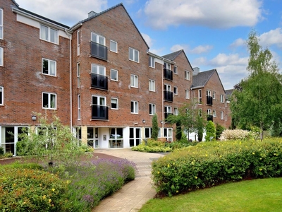2 Bedroom Retirement Apartment For Sale in Cheadle, Cheshire