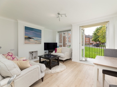 Whitnell Way, London, SW15 2 bedroom flat/apartment in London