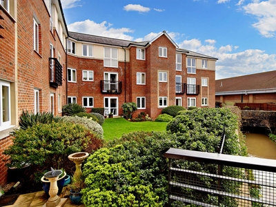 1 Bedroom Retirement Apartment For Sale in Clevedon, Somerset
