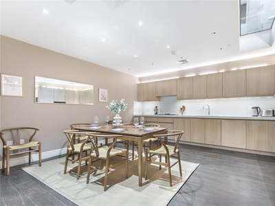 2 bedroom property for sale in Lancaster Mews, London, W2