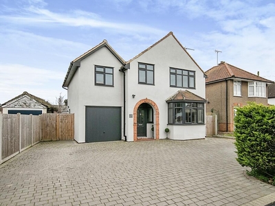 4 bedroom detached house for sale in Rushmere Road, Ipswich, IP4