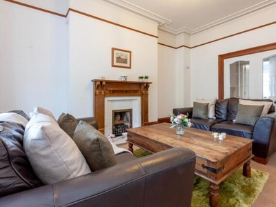 3 Bedroom Flat For Sale In The West End, Aberdeen