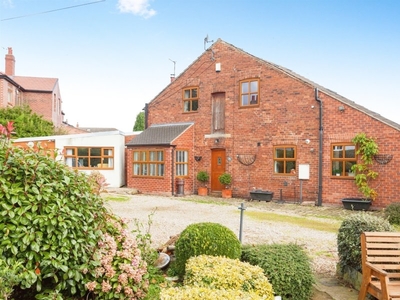 Thornes Road, Wakefield - 3 bedroom detached house