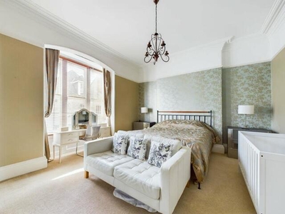 2 Bedroom Apartment For Sale In Kingsbridge