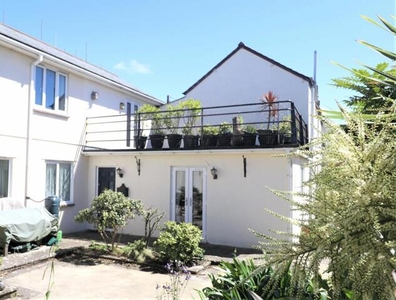2 Bedroom End Of Terrace House For Sale In Bude, Cornwall
