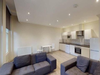 2 Bedroom Flat For Rent In 8 St James Row