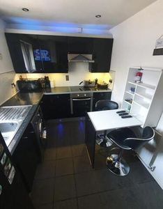 2 Bedroom Maisonette For Sale In Leicester, Leicestershire