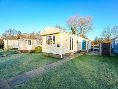 2 Bedroom Mobile Home For Sale In Guildford