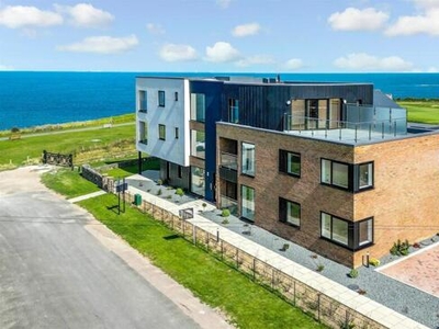 2 Bedroom Penthouse For Sale In Fitzroy Avenue, Broadstairs