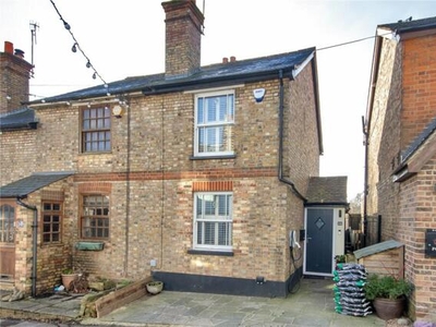 2 Bedroom Terraced House For Sale In Sevenoaks, Kent