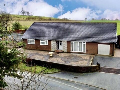 3 Bedroom Bungalow For Sale In Llanidloes, Powys