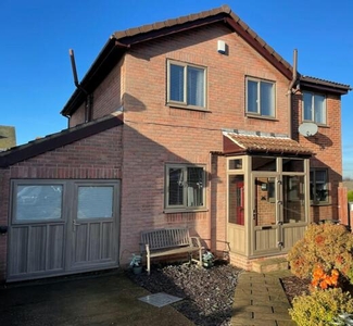 3 Bedroom Detached House For Sale In Rotherham