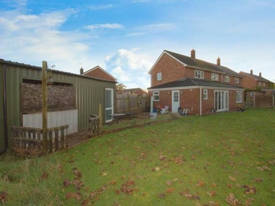 3 Bedroom Semi-detached House For Sale In Baston, Peterborough