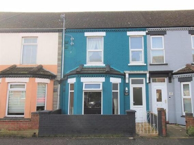 3 Bedroom Terraced House For Sale In Cobholm
