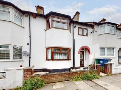 3 Bedroom Terraced House For Sale In Golders Green, London