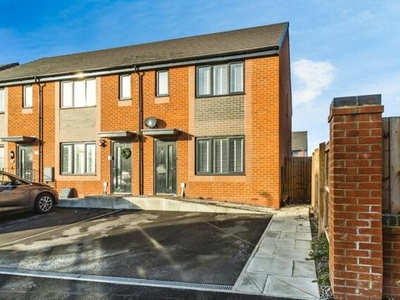 3 Bedroom Terraced House For Sale In Salford