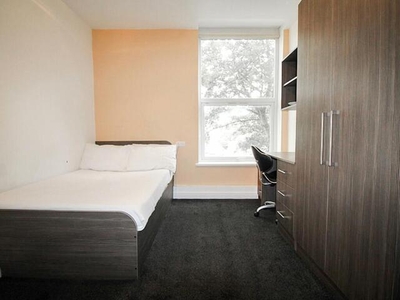 4 Bedroom Apartment For Rent In Leeds