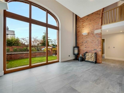 4 Bedroom Barn Conversion To Rent