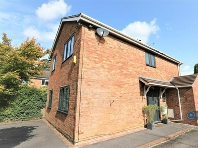 4 Bedroom Detached House For Rent In Cheltenham