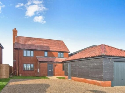 4 Bedroom Detached House For Sale In Combs
