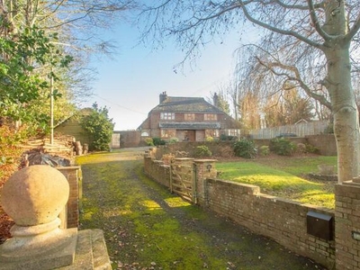 4 Bedroom Detached House For Sale In Hellingly, East Sussex