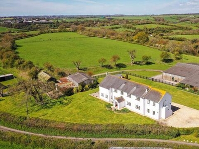 4 Bedroom Detached House For Sale In Llancarfan