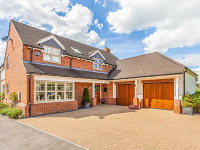 4 Bedroom Detached House For Sale In Welford On Avon