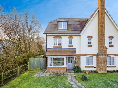 4 Bedroom Semi-detached House For Sale In Uckfield