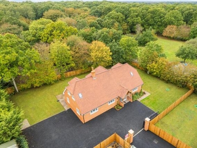 5 Bedroom Detached House For Sale In Shadoxhurst