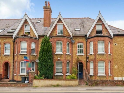 6 Bedroom Terraced House For Sale In Guildford, Surrey