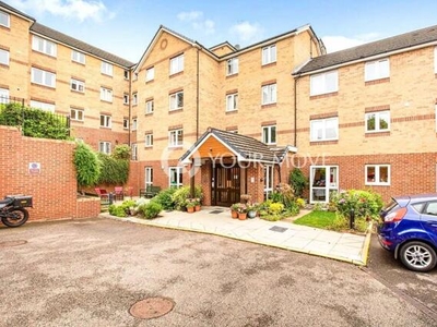 1 Bedroom Flat For Sale In Chatham, Kent