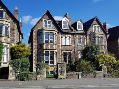 13 Bedroom House Share For Rent In Birmingham, Bristol