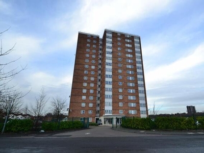 2 Bedroom Apartment For Sale In Highclere Avenue, Salford