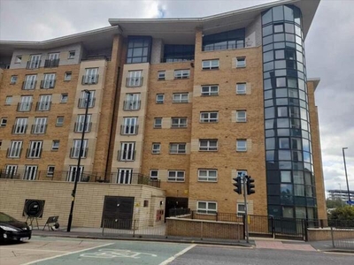 2 Bedroom Apartment For Sale In Middlewood Street, Manchester
