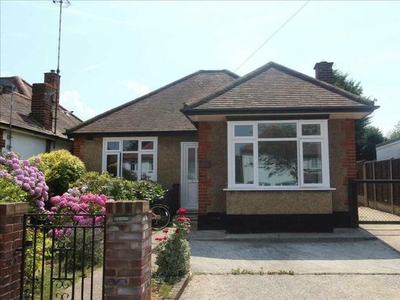 2 bedroom bungalow for sale Southend-on-sea, SS0 0QL