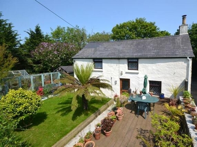 2 Bedroom Detached House For Sale In High Street