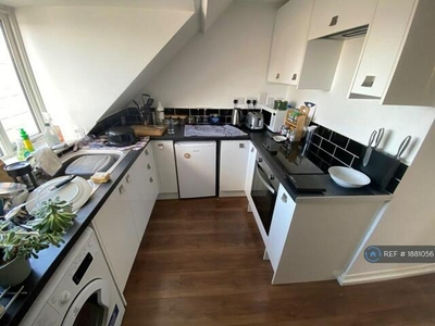 2 Bedroom Flat For Rent In Wantage