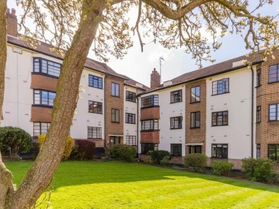 2 Bedroom Flat For Sale In North Finchley, London